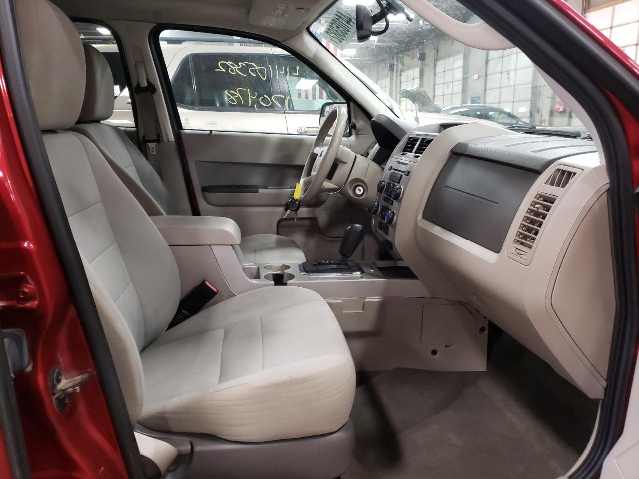 Photo 5 from auction – 2012 FORD ESCAPE XLT with VIN 1FMCU9DG9CKC08024