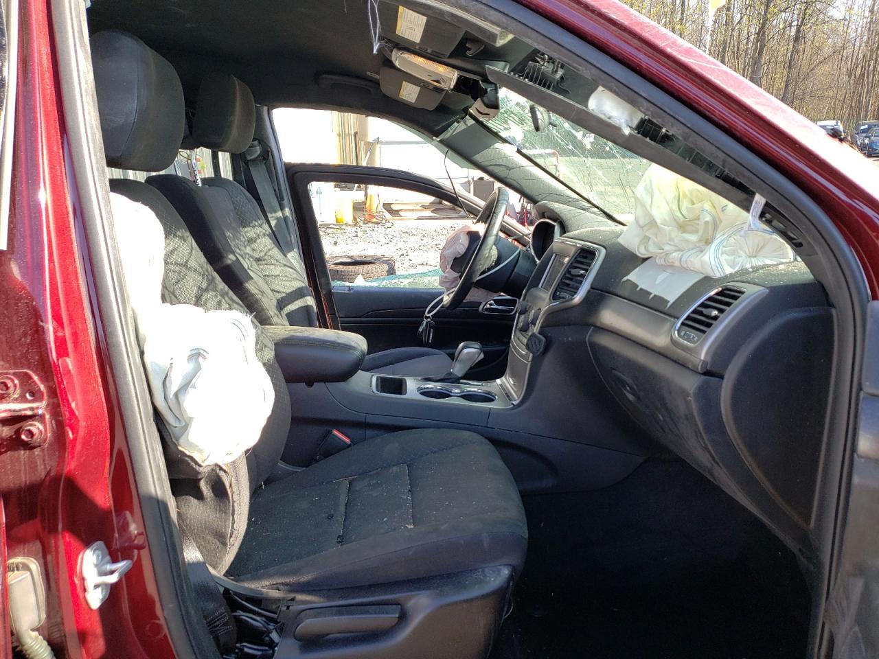 Photo 5 from auction – 2018 JEEP GRAND CHER with VIN 1C4RJFAG2JC159007