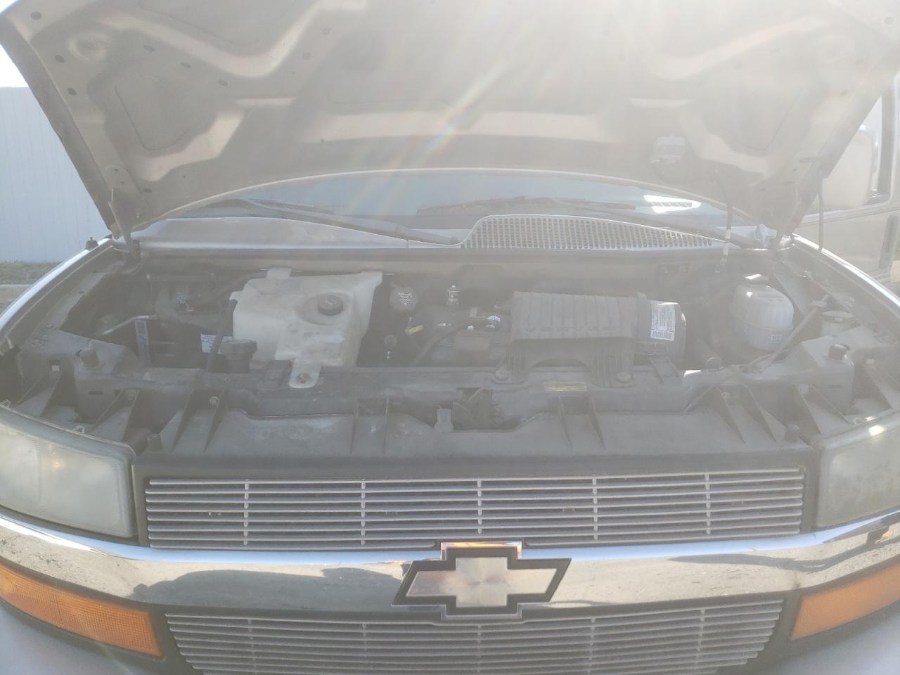 Photo 7 from auction – 2003 CHEVROLET EXPRESS G1 with VIN 1GBFH15T531150622