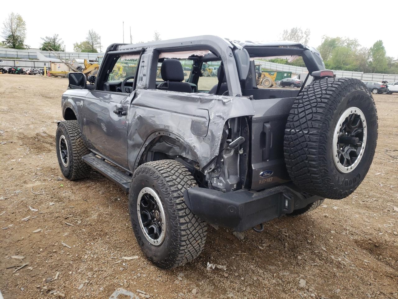 صورة رقم 3 من المزاد - 2021 FORD BRONCO BAS مع VIN 1FMDE5CP3MLA63859
