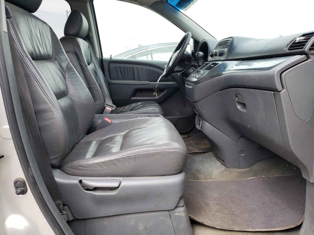 Photo 5 from auction – 2005 HONDA ODYSSEY EX with VIN 5FNRL38615B415703