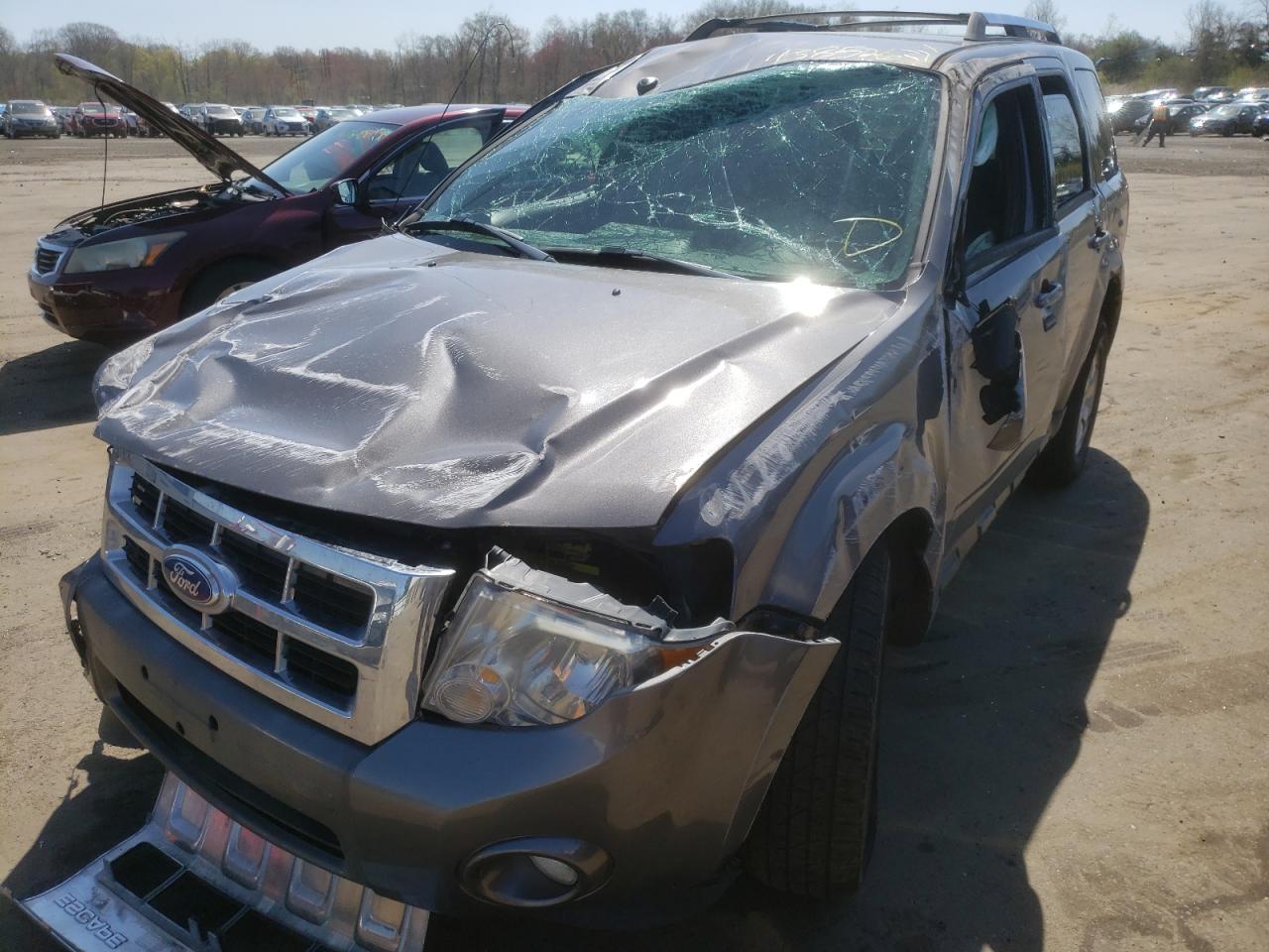 Photo 2 from auction – 2011 FORD ESCAPE LIM with VIN 1FMCU9EG7BKB56647