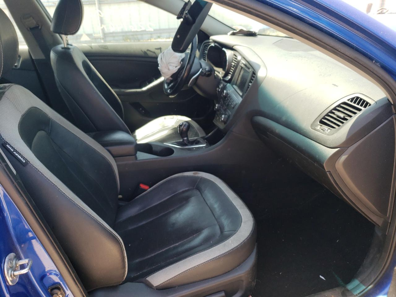 Photo 5 from auction – 2011 KIA OPTIMA SX with VIN KNAGR4A69B5150383