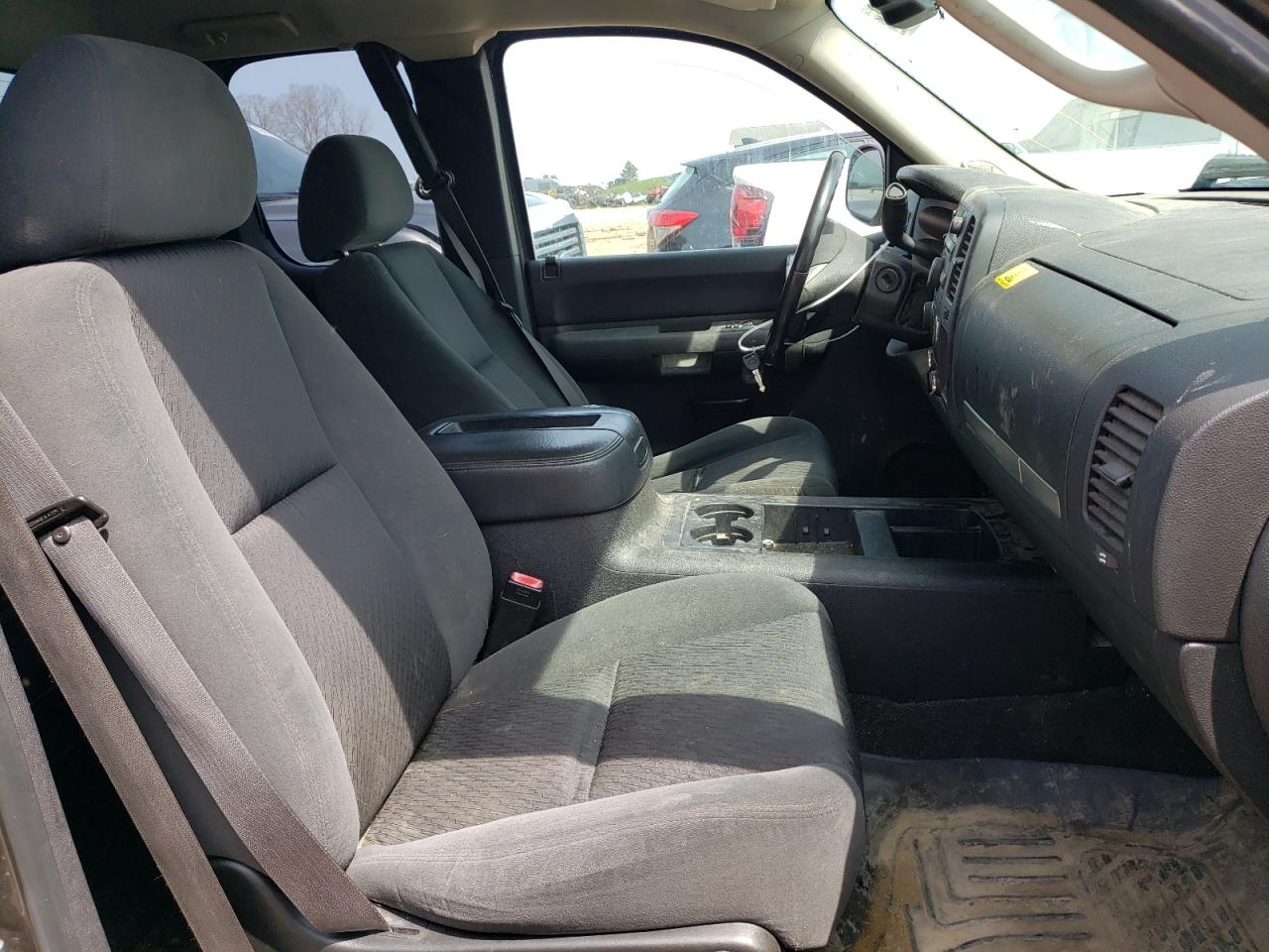 Photo 5 from auction – 2008 GMC SIERRA K15 with VIN 2GTEK19J981112104