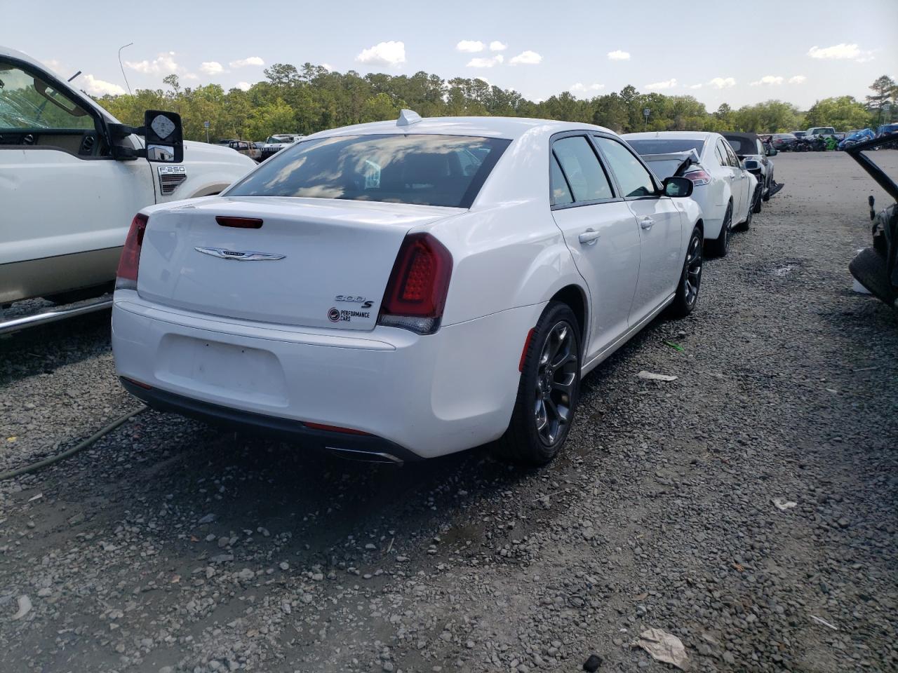 Photo 4 from auction – 2015 CHRYSLER 300 S with VIN 2C3CCABG3FH872489