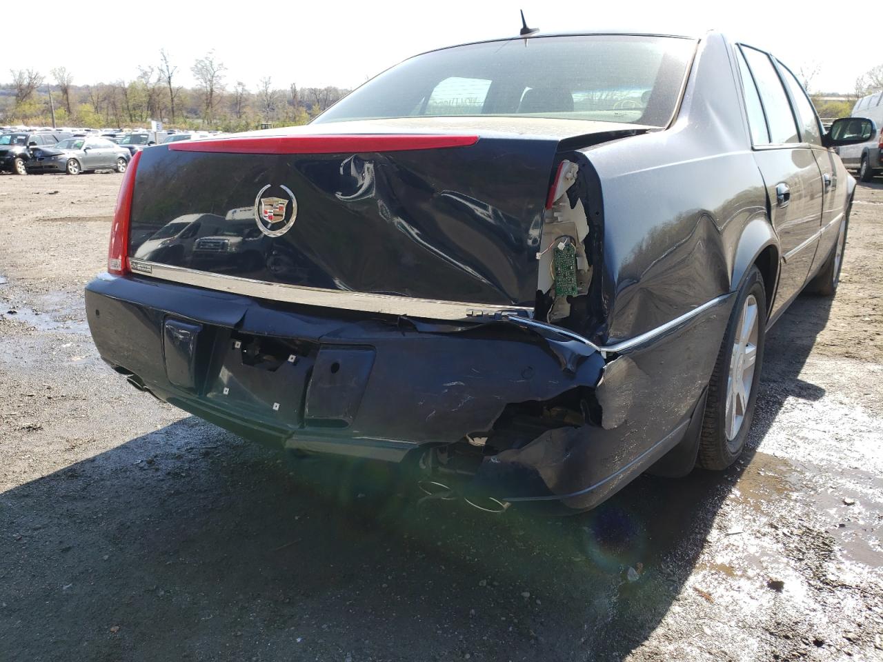 Photo 9 from auction – 2008 CADILLAC DTS with VIN 1G6KD57Y88U101476