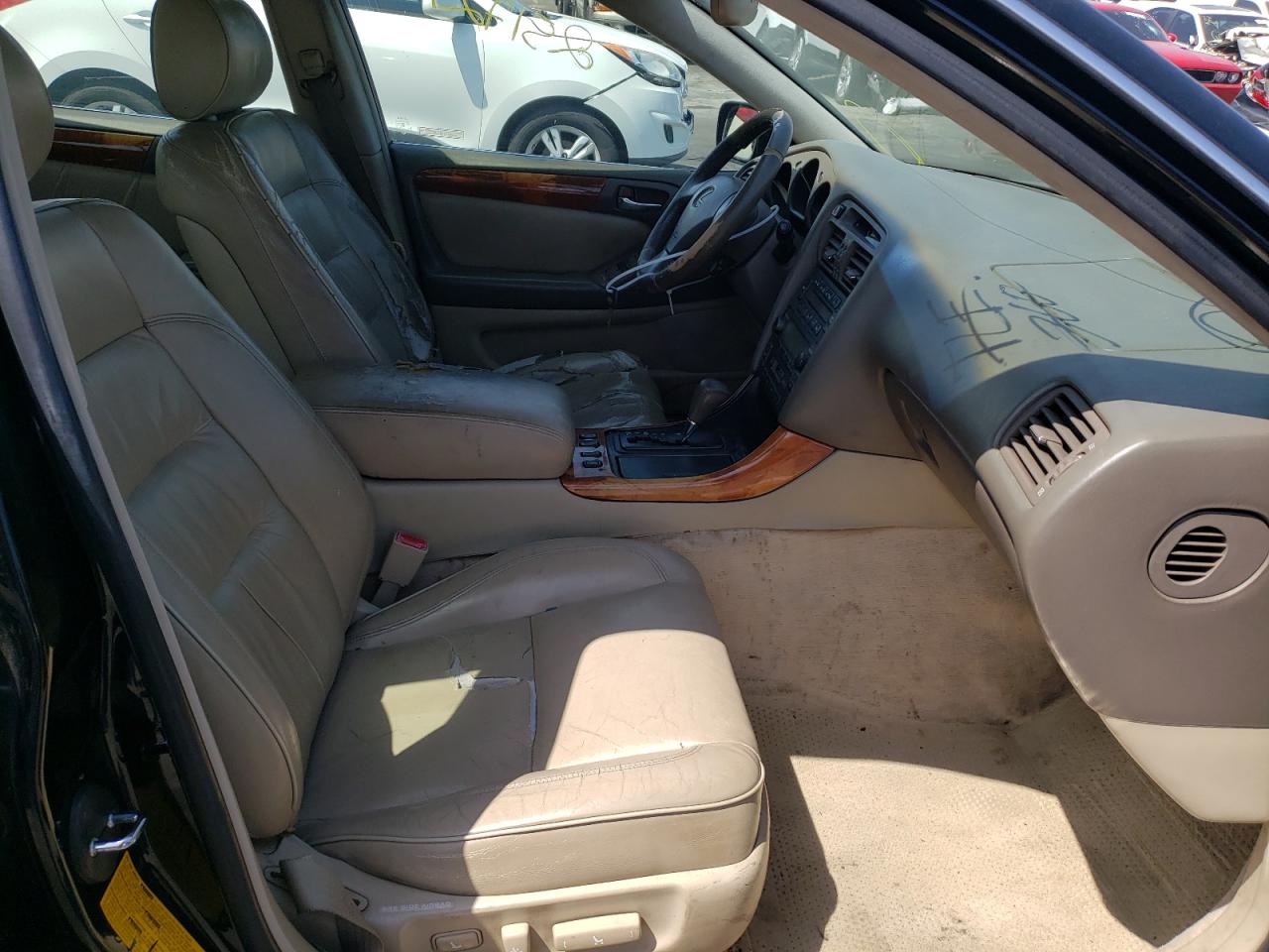 Photo 5 from auction – 1999 LEXUS GS 300 with VIN JT8BD68S4X0051919