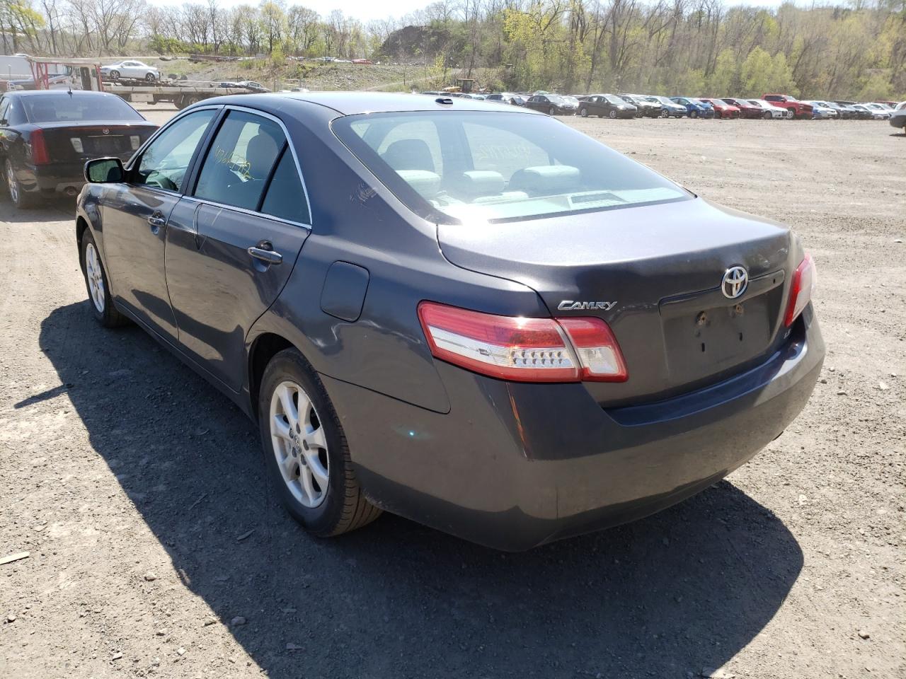 Photo 3 from auction – 2011 TOYOTA CAMRY BASE with VIN 4T1BF3EK6BU158255