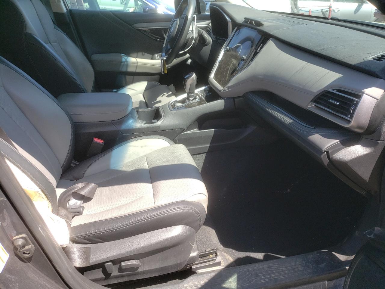 Photo 5 from auction – 2020 SUBARU OUTBACK LI with VIN 4S4BTANC6L3145891