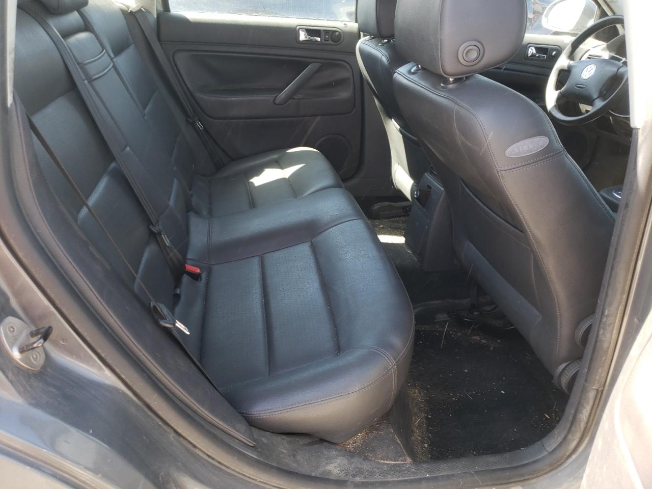 Photo 6 from auction – 2005 VOLKSWAGEN PASSAT GLS with VIN WVWDD63B85E134996