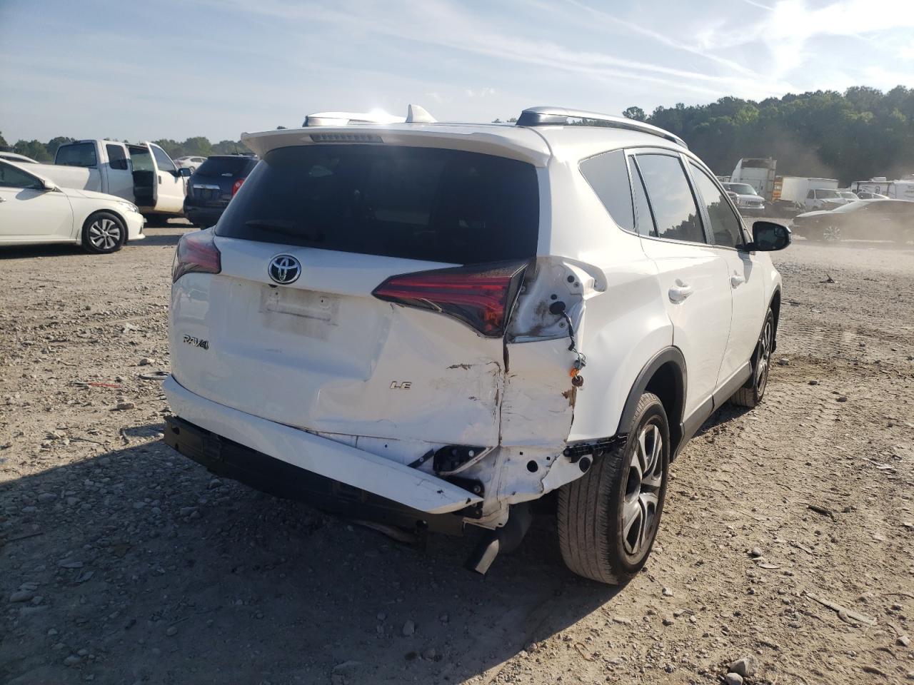 Photo 4 from auction – 2017 TOYOTA RAV 4 with VIN JTMZFREV1HJ700551