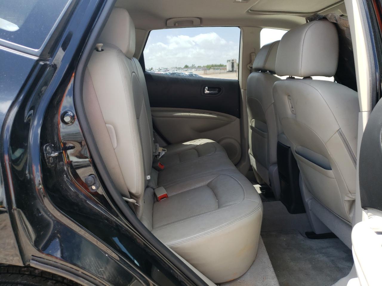 Photo 6 from auction – 2011 NISSAN ROGUE S with VIN JN8AS5MTXBW560936