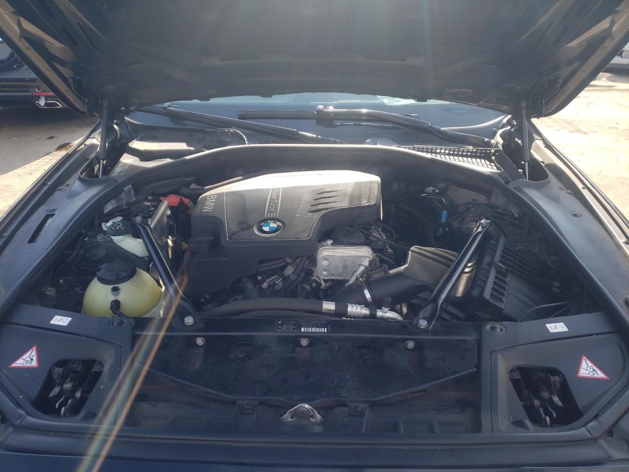 Photo 7 from auction – 2012 BMW 528 I with VIN WBAXG5C55CDW85413