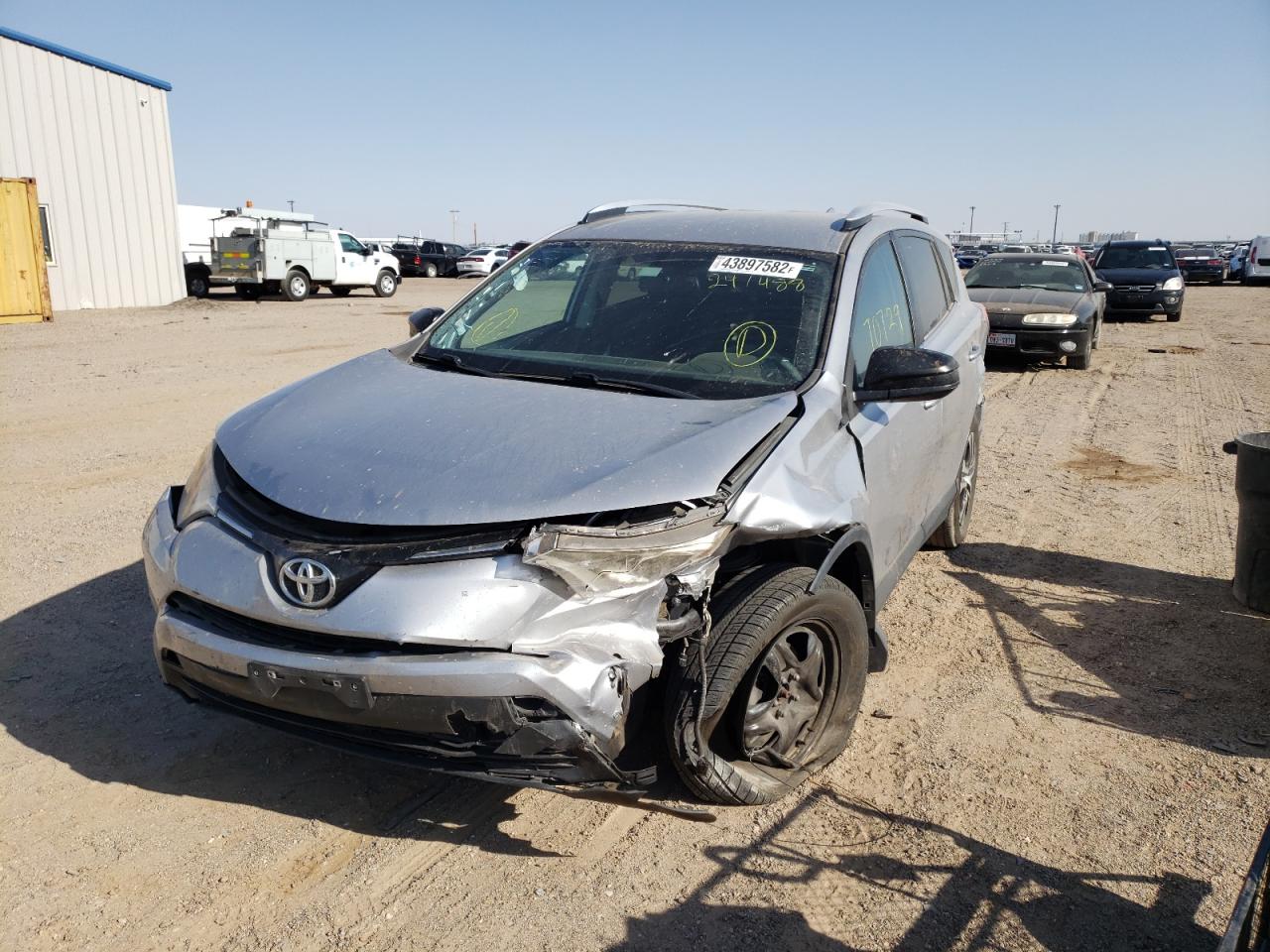Photo 2 from auction – 2016 TOYOTA RAV4 LE with VIN 2T3ZFREV3GW241488