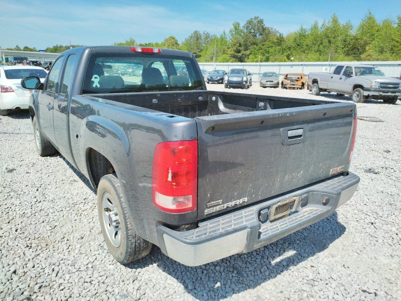 Photo 3 from auction – 2011 GMC SIERRA C15 with VIN 1GTR1TEX6BZ281733