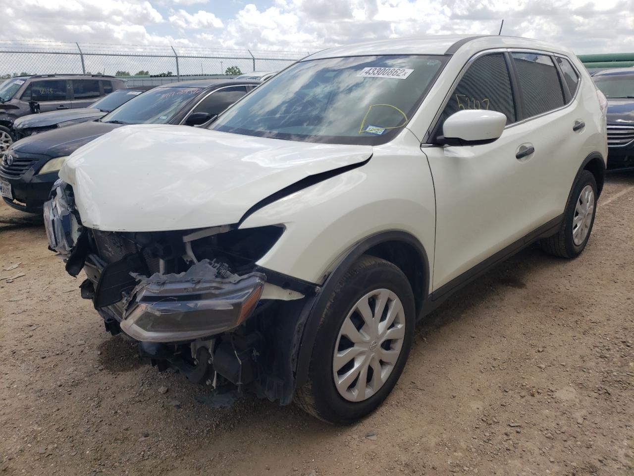 Photo 2 from auction – 2016 NISSAN ROGUE S with VIN KNMAT2MT8GP615148