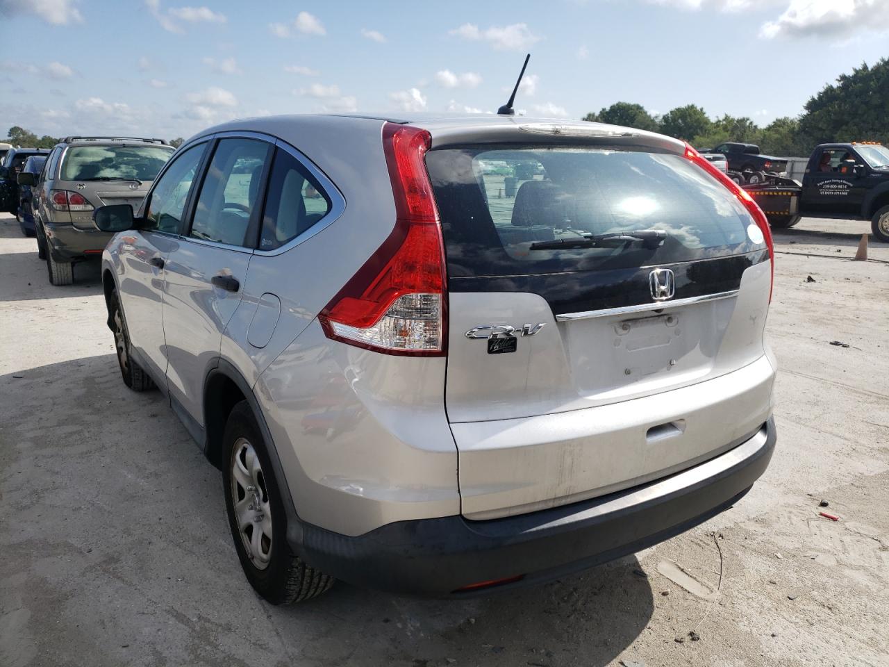 Photo 3 from auction – 2012 HONDA CR-V LX with VIN 5J6RM3H31CL020685