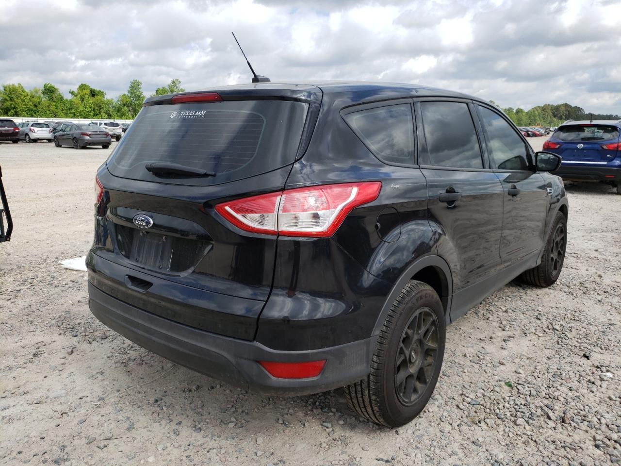 Photo 4 from auction – 2015 FORD ESCAPE S with VIN 1FMCU0F70FUB45980