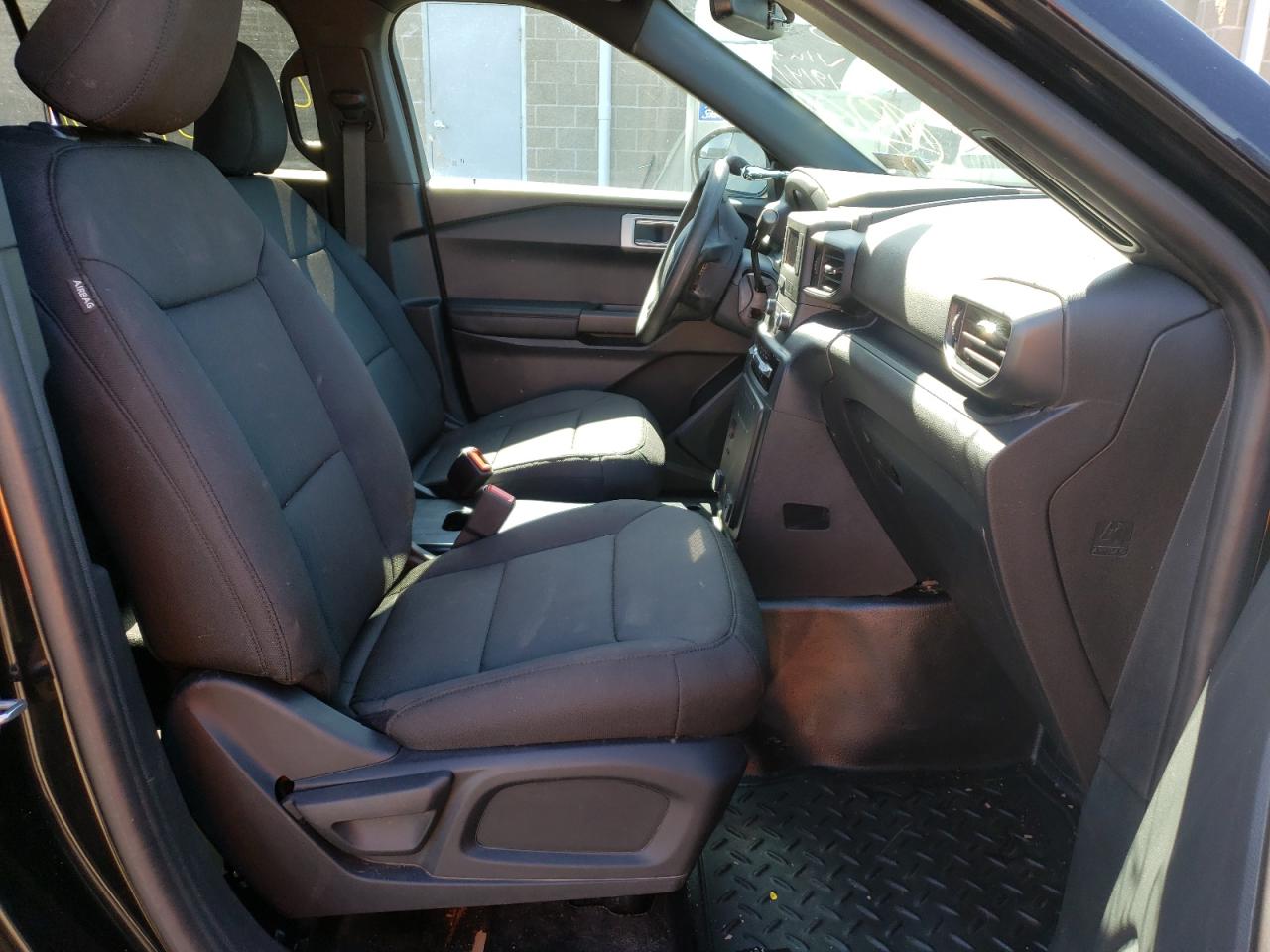 Photo 5 from auction – 2021 FORD EXPLORER P with VIN 1FM5K8AB2MGA19141