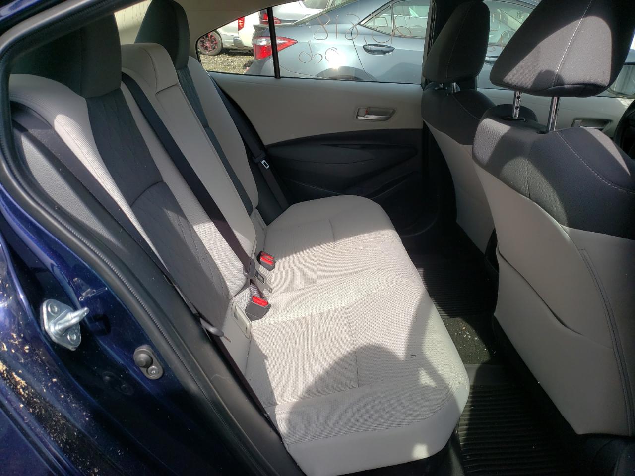 Photo 6 from auction – 2020 TOYOTA COROLLA LE with VIN JTDEBRBE2LJ024909