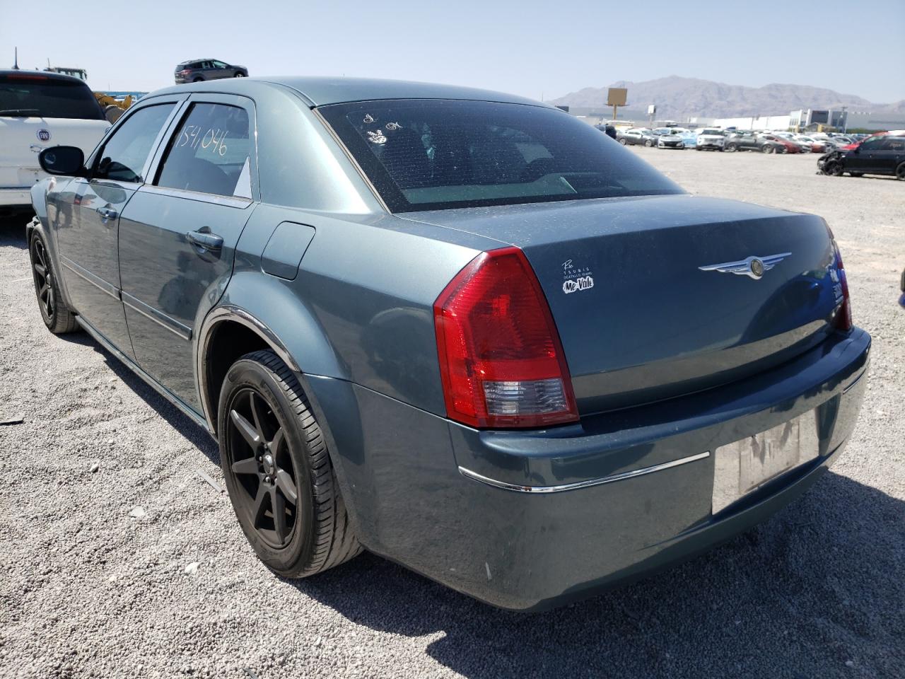 Photo 3 from auction – 2005 CHRYSLER 300 TOURIN with VIN 2C3JA53G85H691874