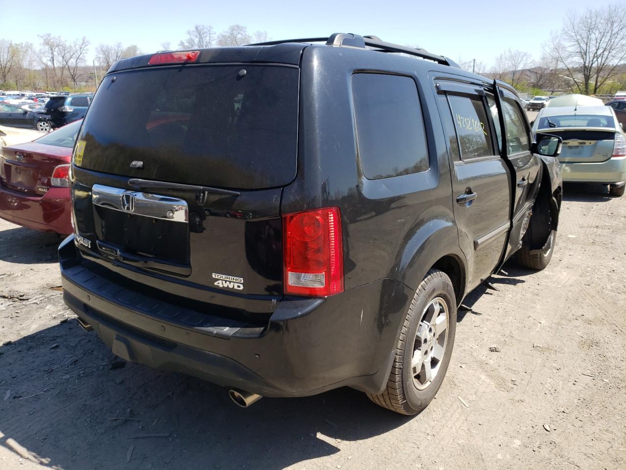 Photo 4 from auction – 2011 HONDA PILOT TOUR with VIN 5FNYF4H92BB025515