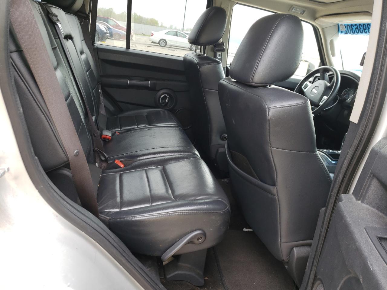 Photo 6 from auction – 2009 JEEP COMMANDER with VIN 1J8HG48K19C528260