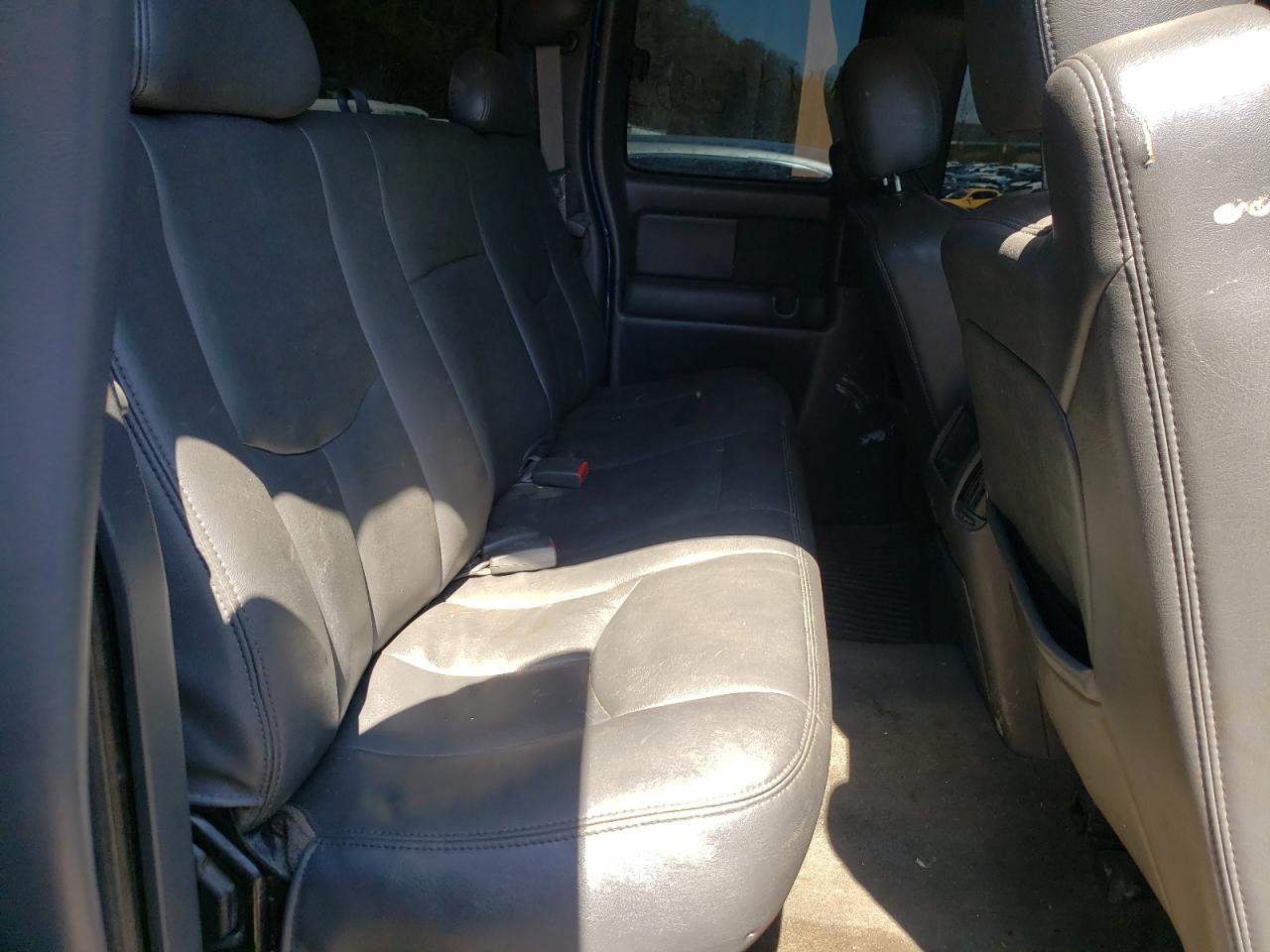 Photo 6 from auction – 2004 CHEVROLET SILVERADO with VIN 1GCHK29154E205116
