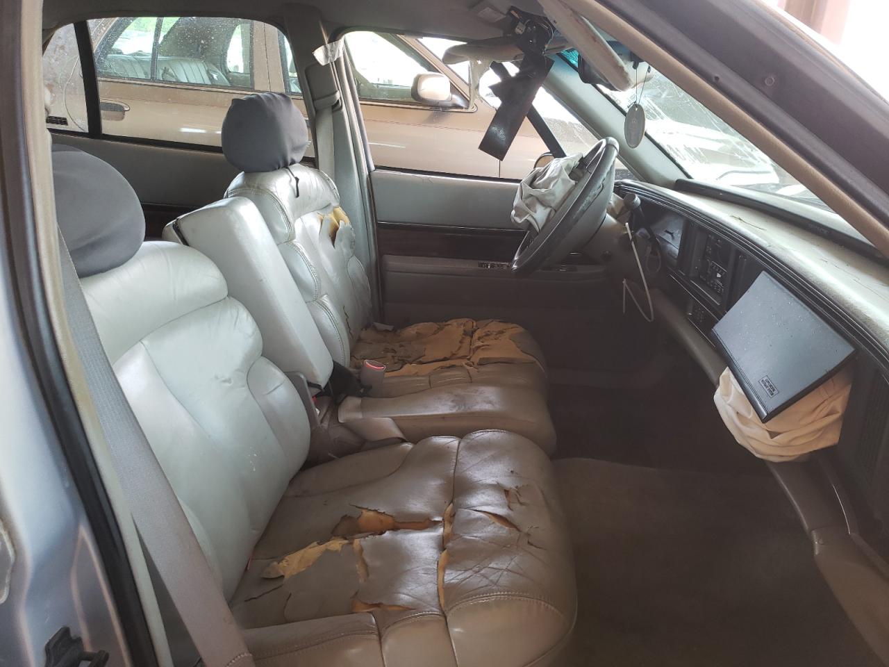 Photo 5 from auction – 1998 BUICK LESABRE LI with VIN 1G4HR52K1WH536370
