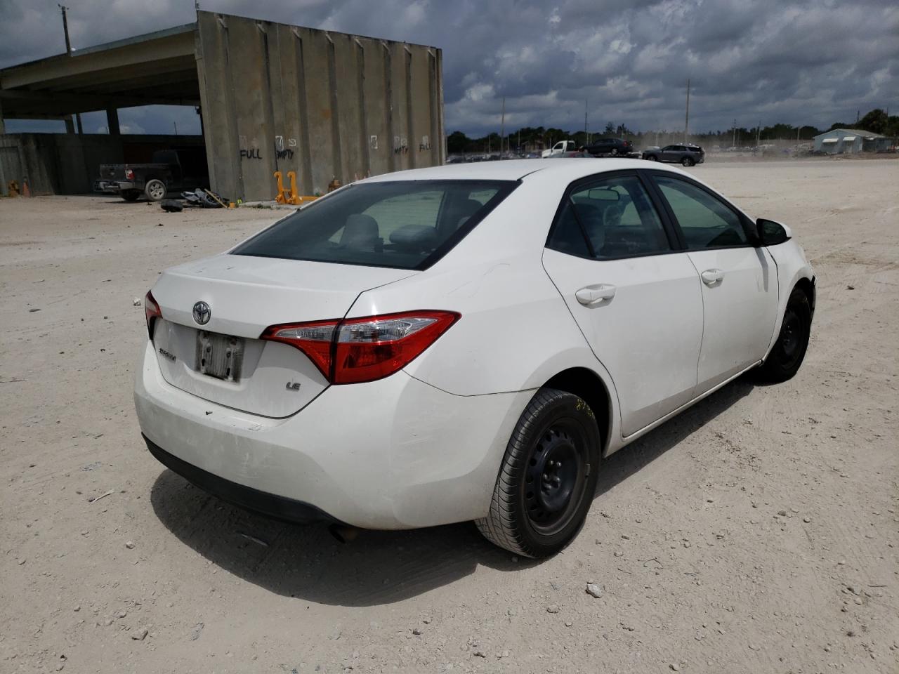 Photo 4 from auction – 2014 TOYOTA COROLLA L with VIN 5YFBURHE3EP081588
