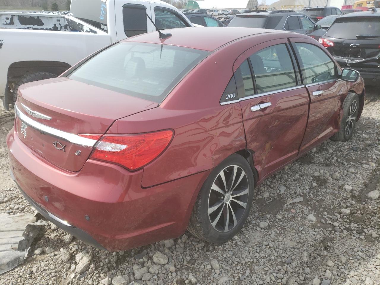 Photo 4 from auction – 2012 CHRYSLER 200 S with VIN 1C3CCBHG3CN236901