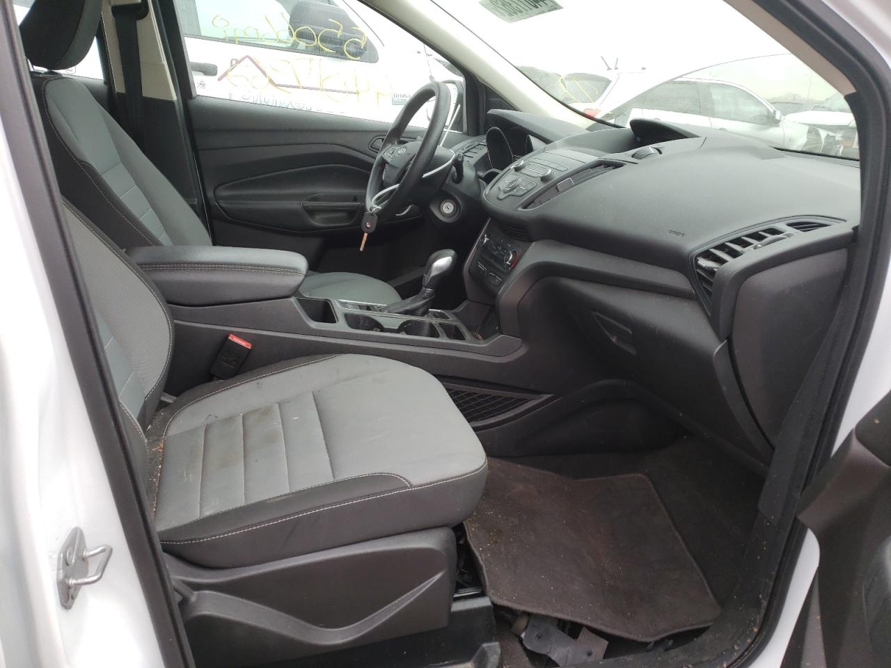 Photo 5 from auction – 2019 FORD ESCAPE S with VIN 1FMCU0F70KUA51026