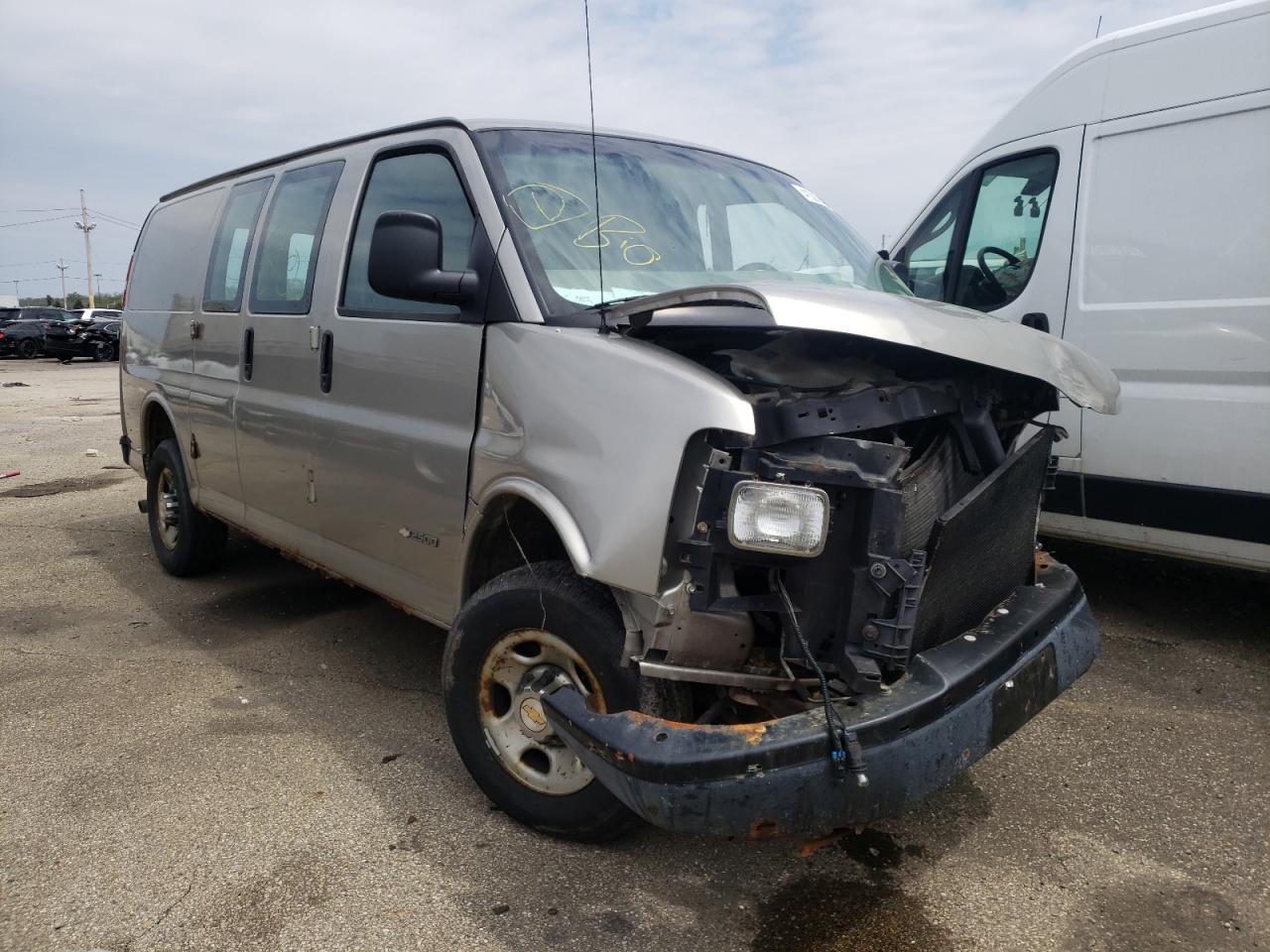 CHEVROLET EXPRESS G2 2004 with VIN 1GCGG25V441196387 - Photo from auction