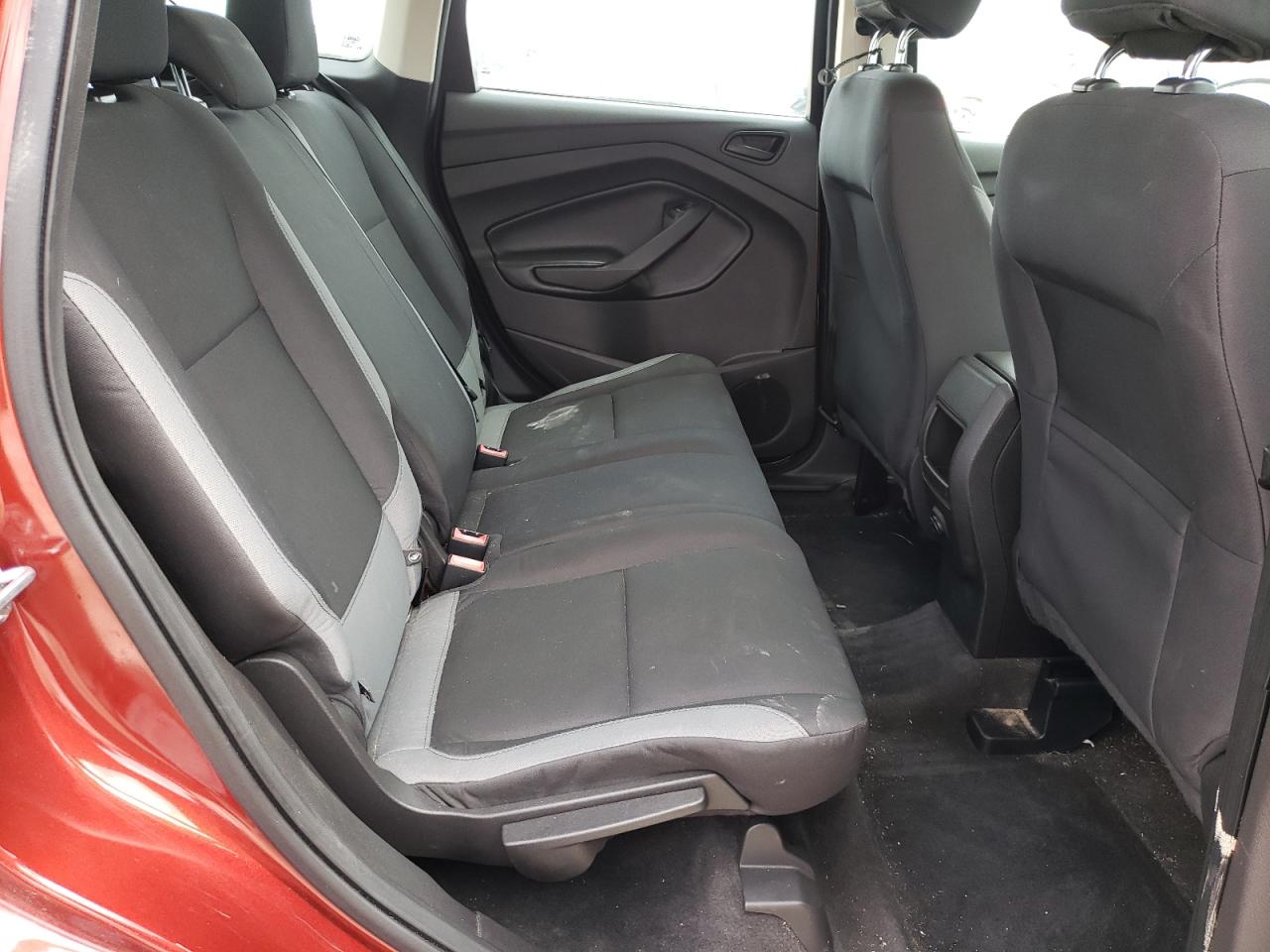 Photo 6 from auction – 2015 FORD ESCAPE S with VIN 1FMCU0F71FUA41742