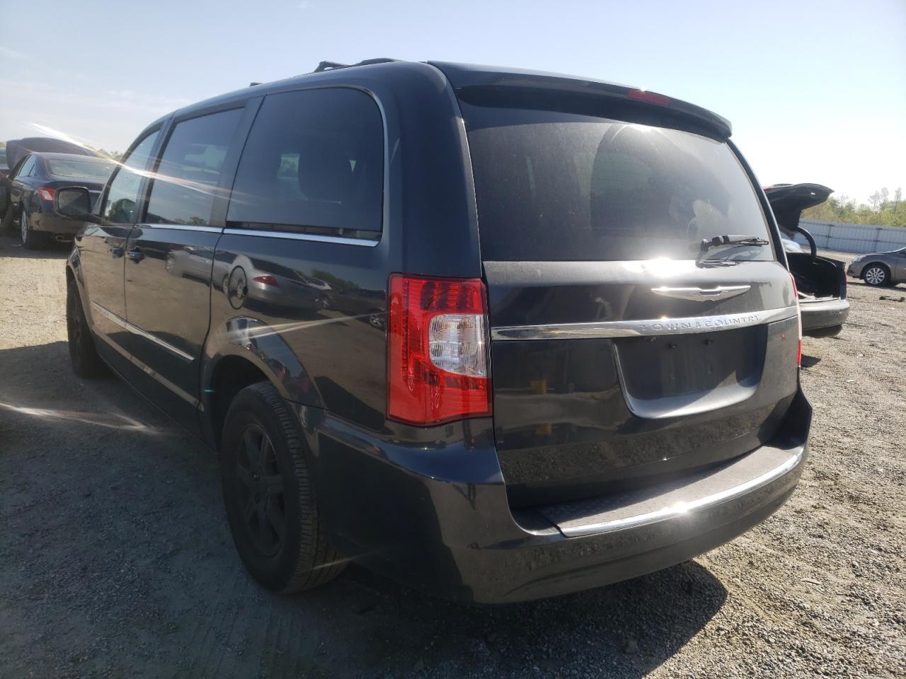 Photo 3 from auction – 2012 CHRYSLER TOWN & COU with VIN 2C4RC1BG5CR260676