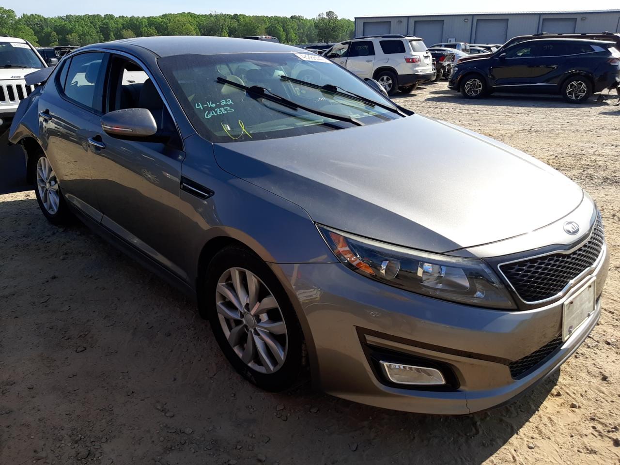 KIA OPTIMA EX 2015 with VIN 5XXGN4A7XFG418253 - Photo from auction