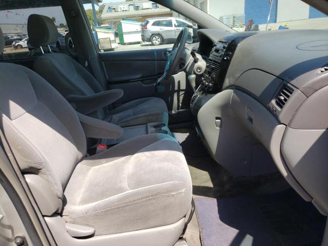 Photo 9 from auction – 2005 TOYOTA SIENNA CE with VIN 5TDZA23C45S237794
