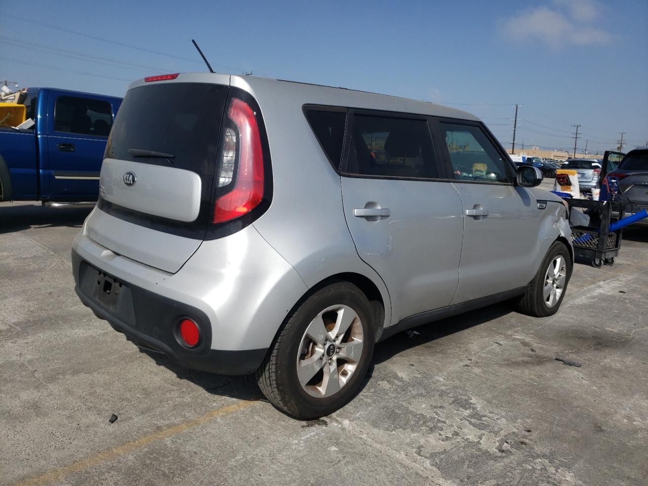 Photo 4 from auction – 2018 KIA SOUL with VIN KNDJN2A27J7595231
