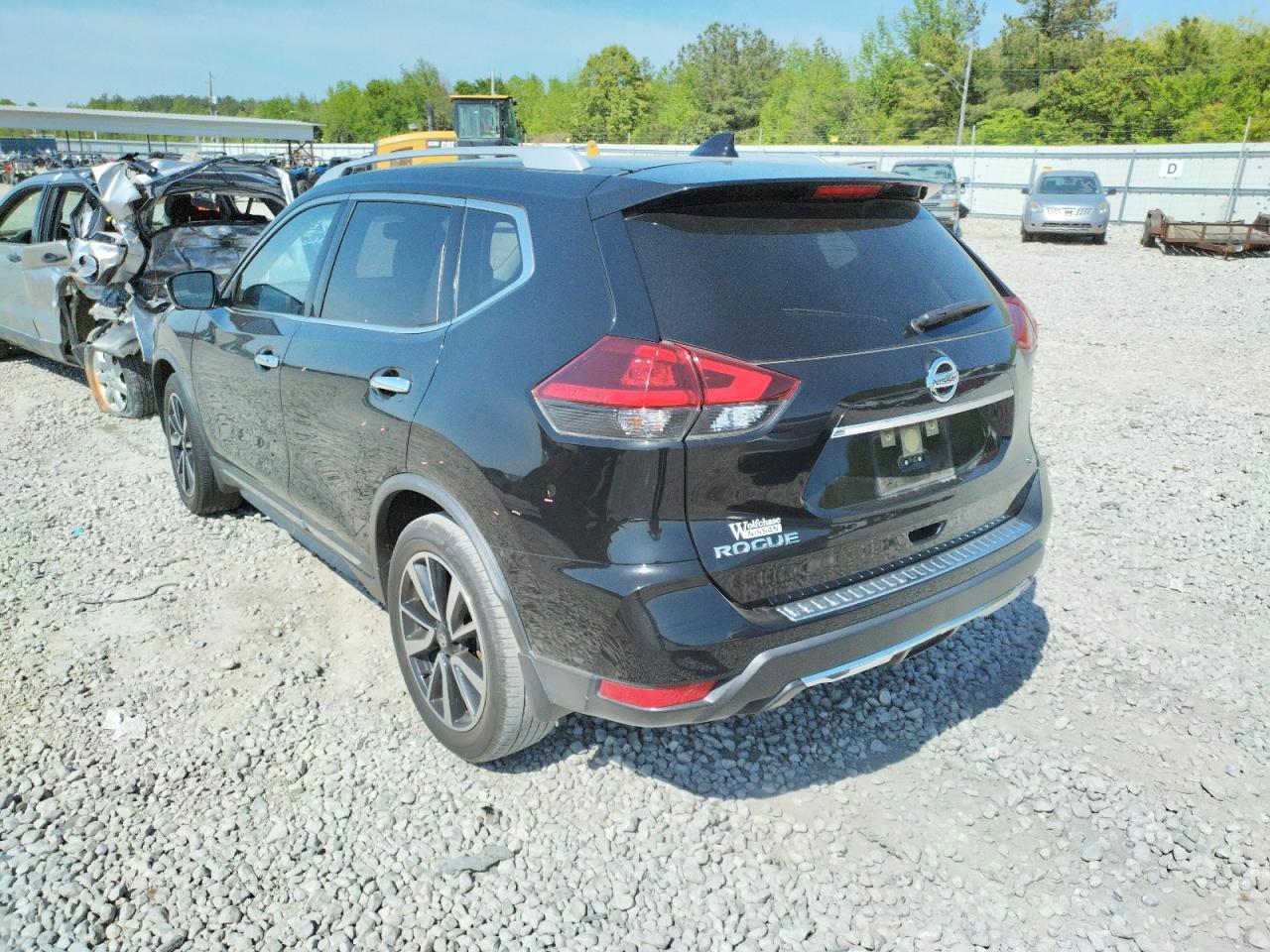 Photo 3 from auction – 2018 NISSAN ROGUE S with VIN JN8AT2MT4JW468022