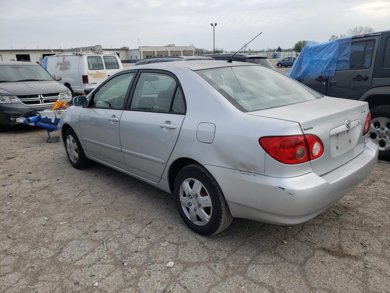 Photo 3 from auction – 2005 TOYOTA COROLLA CE with VIN 1NXBR32E65Z389814