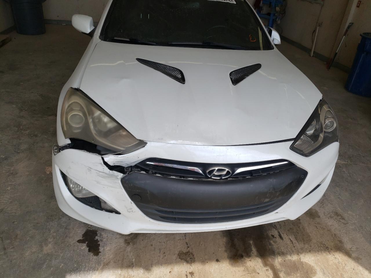 Photo 9 from auction – 2014 HYUNDAI GENESIS CO with VIN KMHHT6KD5EU119445
