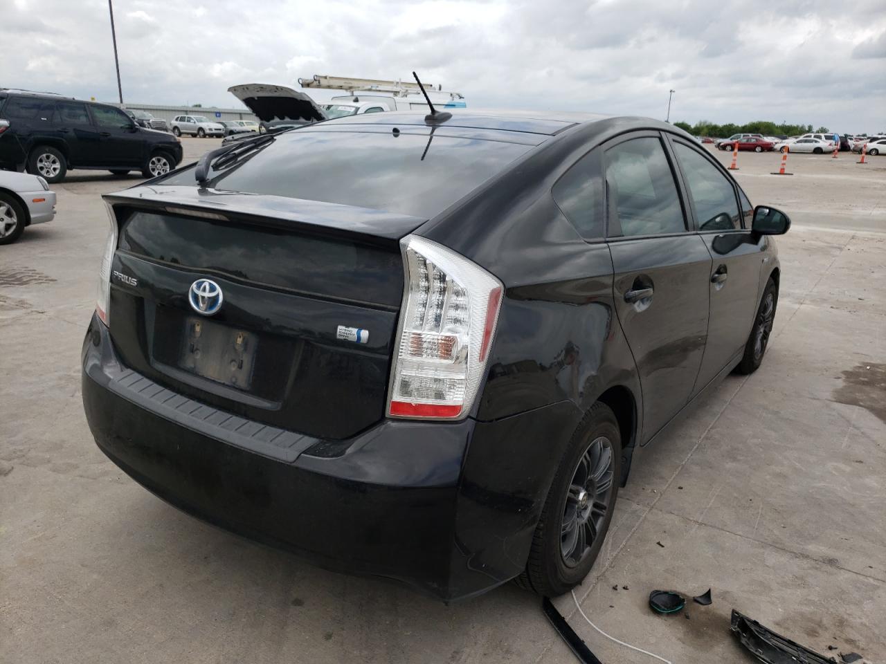 صورة رقم 4 من المزاد - 2011 TOYOTA PRIUS مع VIN JTDKN3DU8B0289012