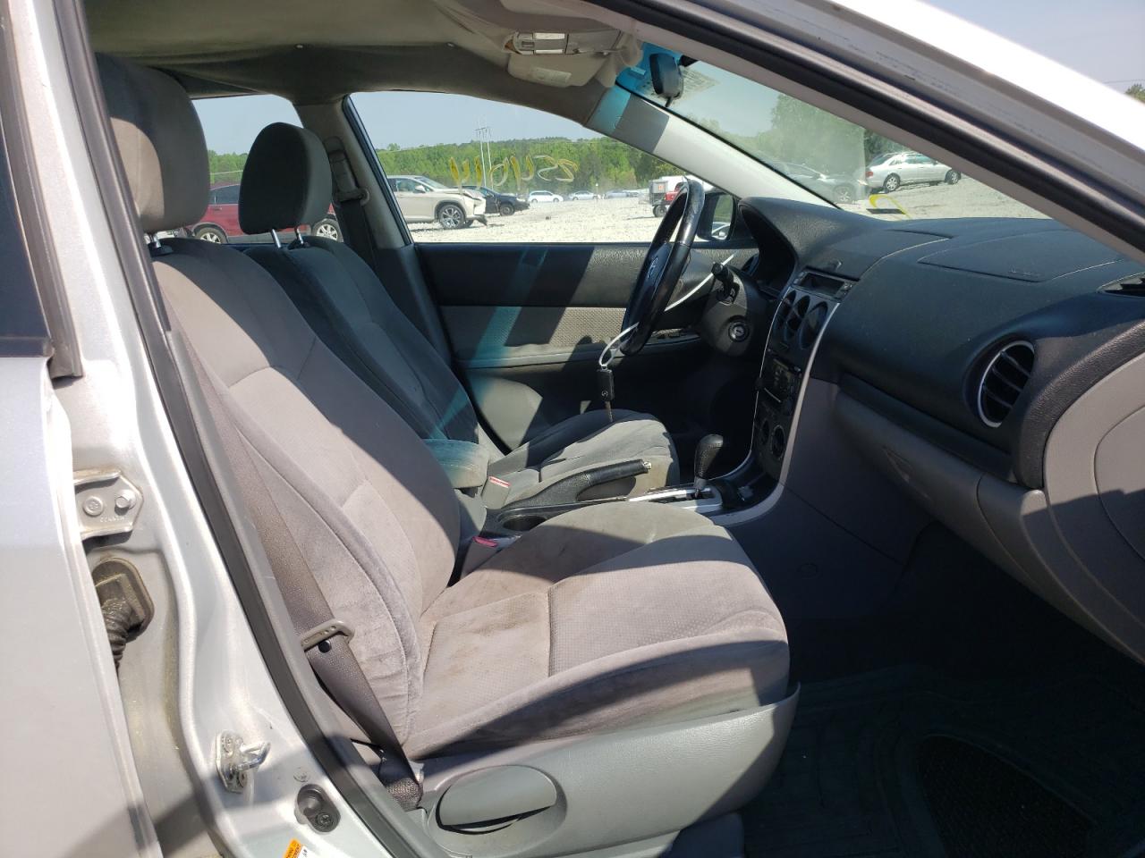 Photo 5 from auction – 2008 MAZDA 6 I with VIN 1YVHP80C485M18948