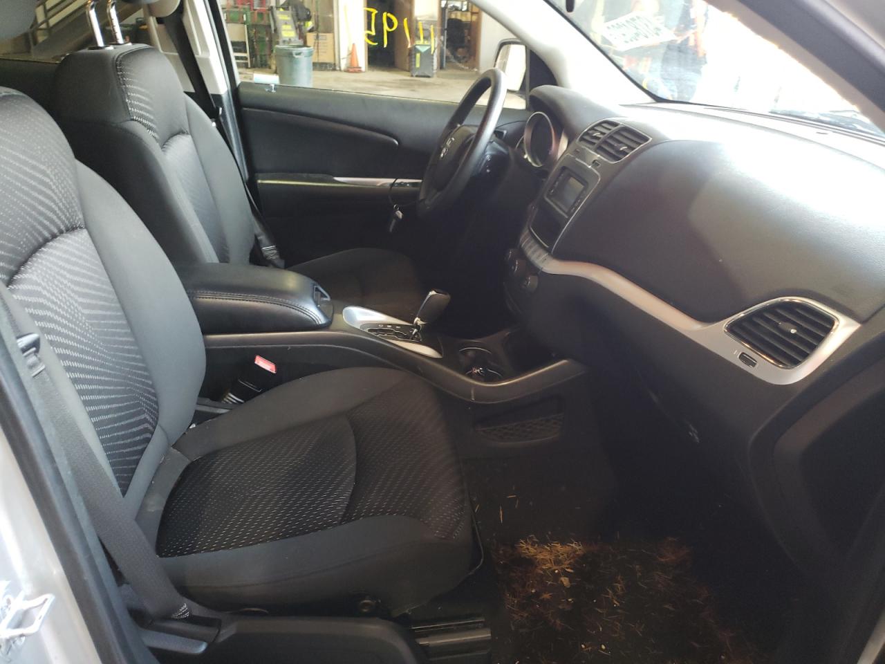 Photo 5 from auction – 2012 DODGE JOURNEY SX with VIN 3C4PDDBG0CT181631