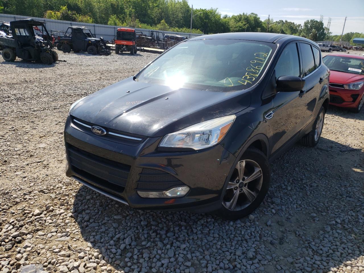 Photo 2 from auction – 2014 FORD ESCAPE SE with VIN 1FMCU0GX7EUD43355