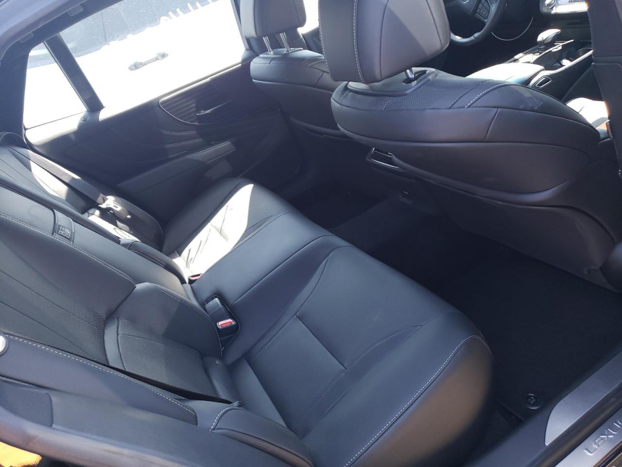 Photo 6 from auction – 2020 LEXUS LS 500 BAS with VIN JTHD51GF5L5007552