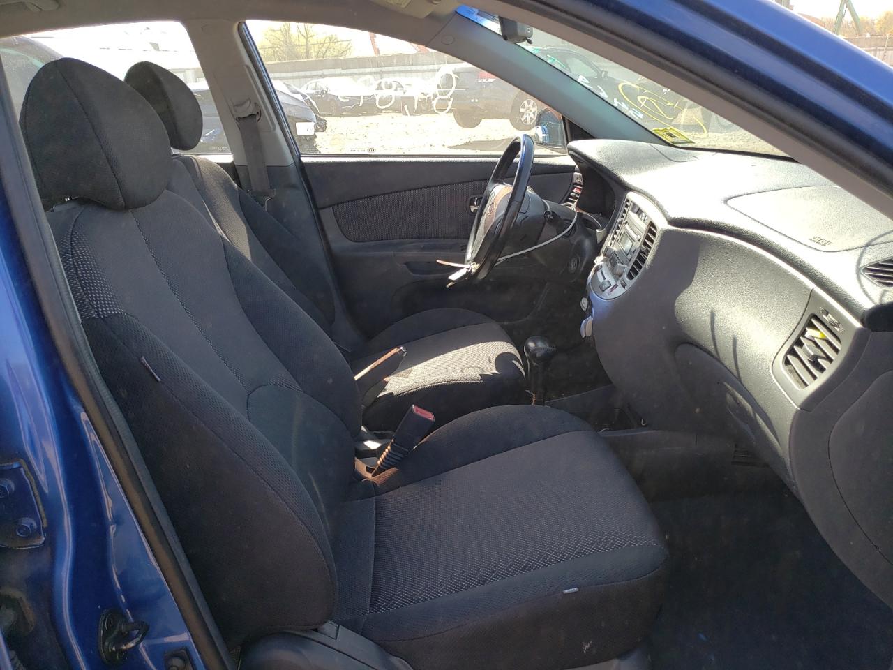 Photo 5 from auction – 2006 KIA RIO 5 with VIN KNADE163X66122619