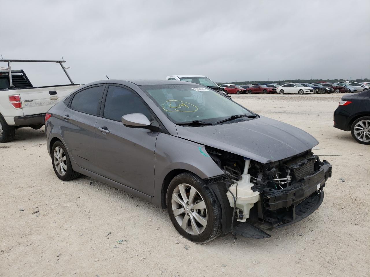 Photo 9 from auction – 2014 HYUNDAI ACCENT GLS with VIN KMHCU4AEXEU719223