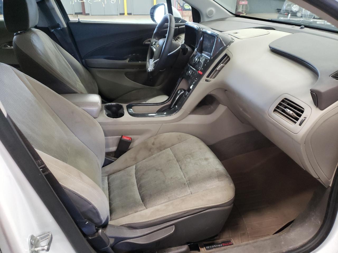 Photo 5 from auction – 2013 CHEVROLET VOLT with VIN 1G1RA6E48DU123703