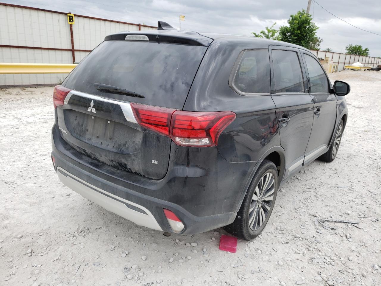 Photo 4 from auction – 2020 MITSUBISHI OUTLANDER with VIN JA4AD3A36LZ005362